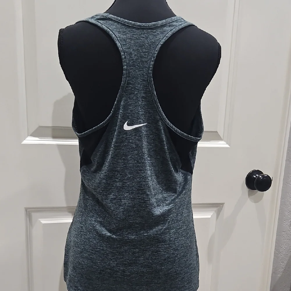 Nike Heather Gray Tank Top
